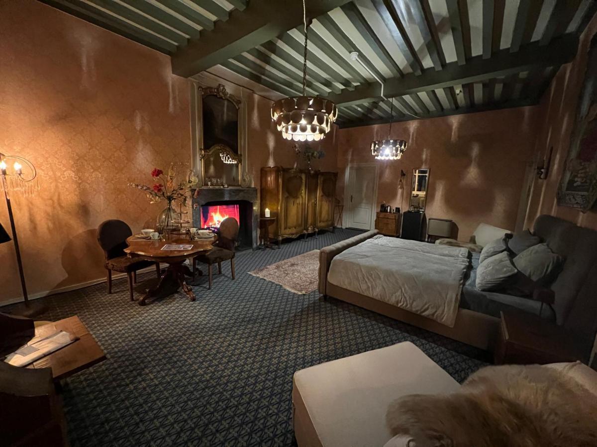 Logies Aan De Dam Hotel Middelburg Exterior photo